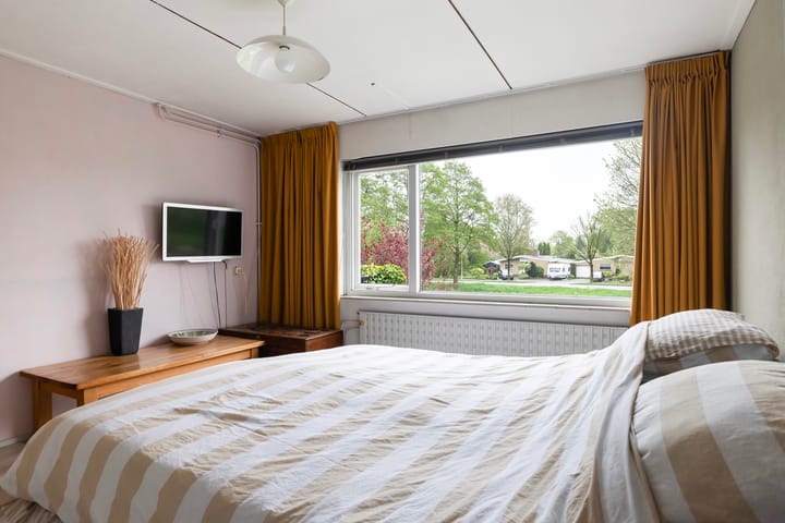 Foto 28 van Bordine 80