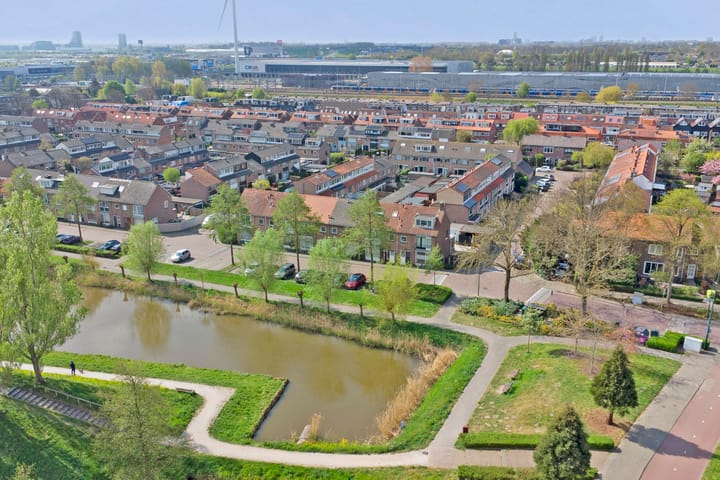 Foto 46 van De Ruyterstraat 6