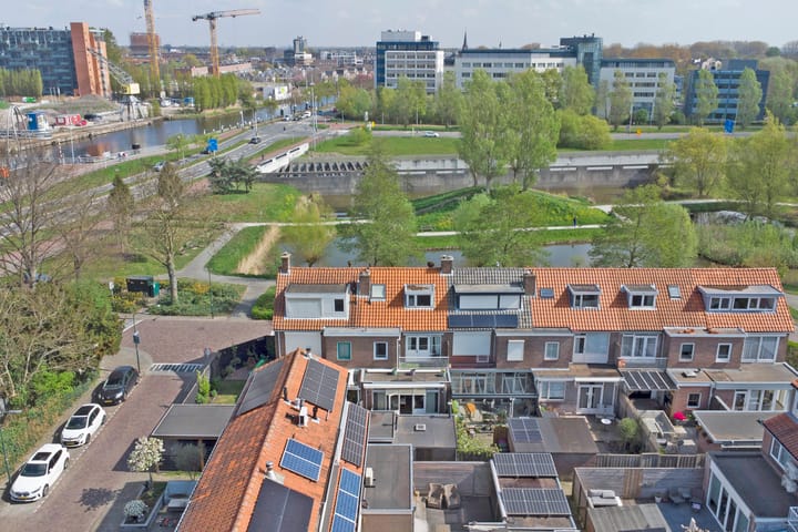 Foto 49 van De Ruyterstraat 6