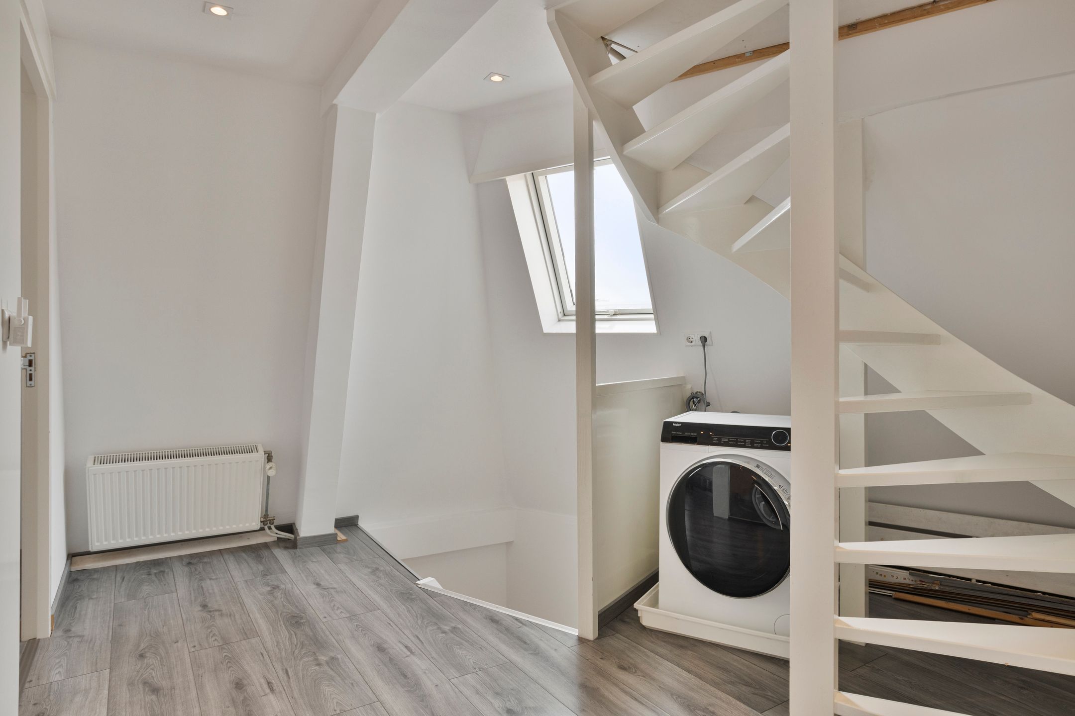 Photo 15 of Ring 573