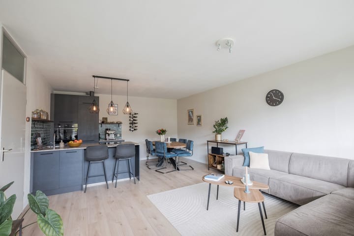 Foto 8 van Madridplantsoen 77