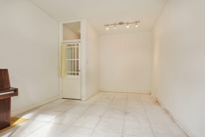 Foto 24 van Van Eeghenstraat 13-H