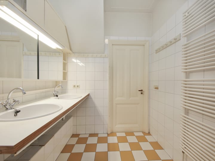 Foto 37 van Van Eeghenstraat 13-H