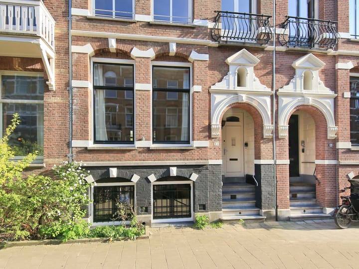 Foto 42 van Van Eeghenstraat 13-H