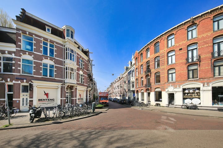 Foto 46 van Van Eeghenstraat 13-H