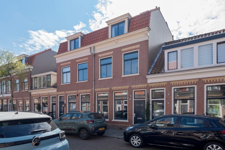 Foto 1 van Roosveldstraat 18