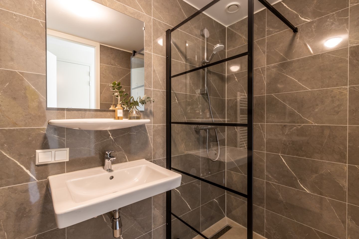 Photo 10 of Bijlmerplein 858-K2