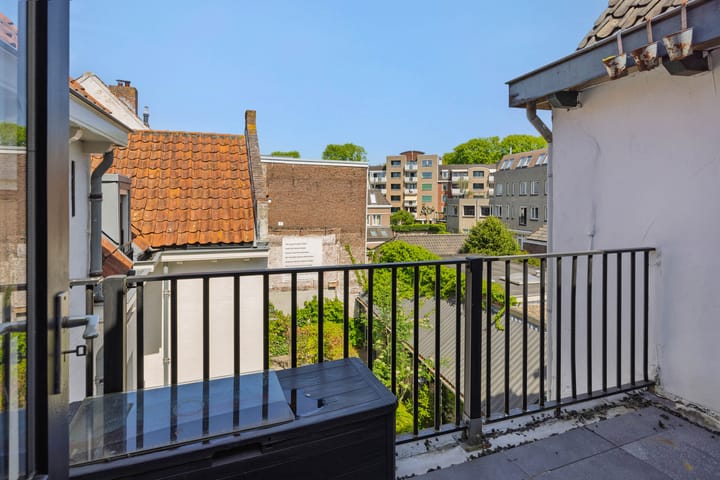 Foto 16 van Schilderstraat 13-C