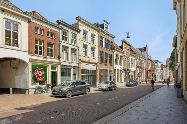 Foto 23 van Schilderstraat 13-C