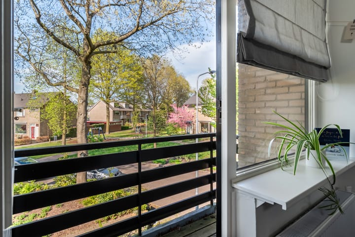 Foto 15 van De la Reystraat 84