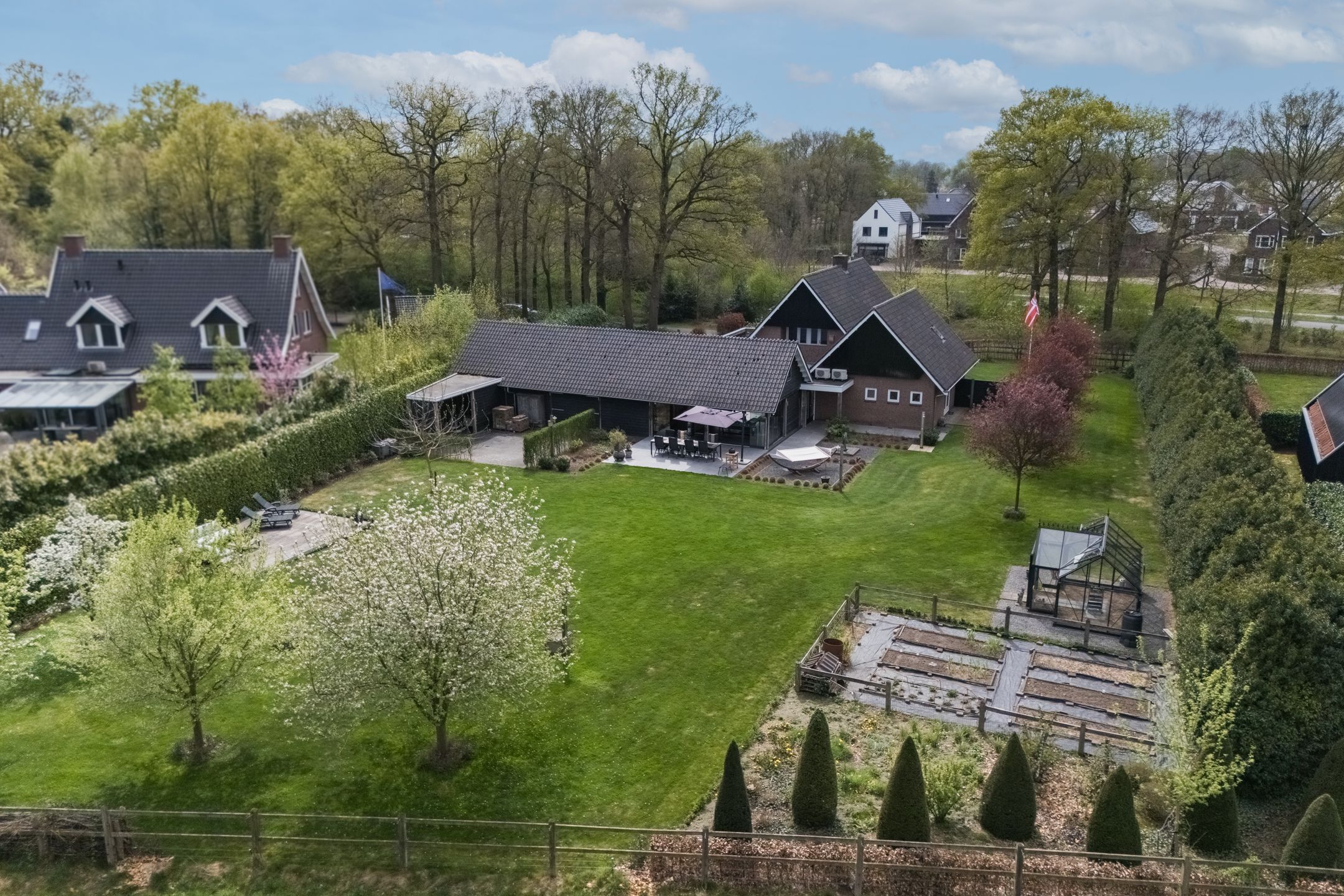 Foto 63 van Hogeveldsweg 8