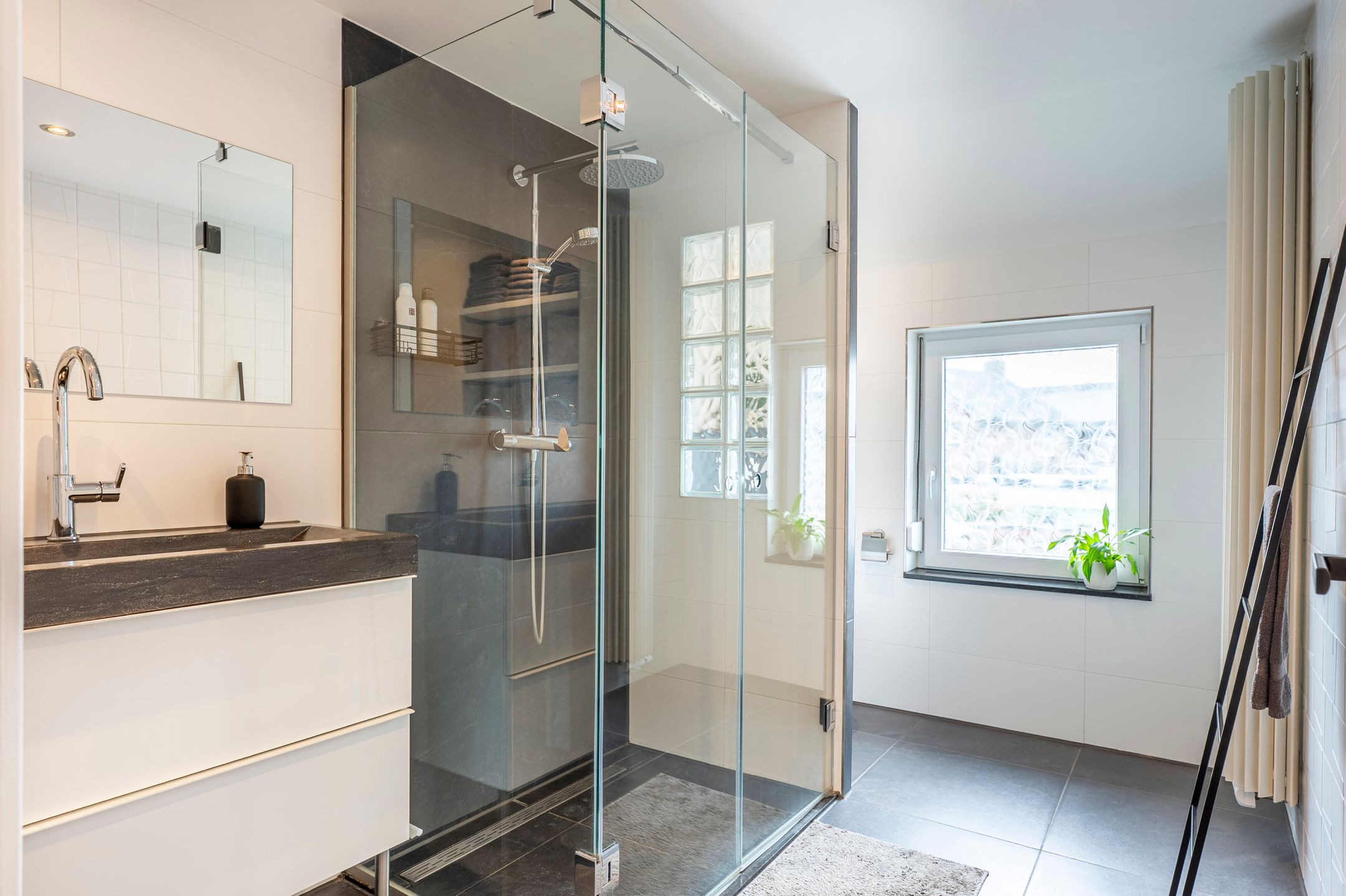 Foto 33 van Vaarstraat 4