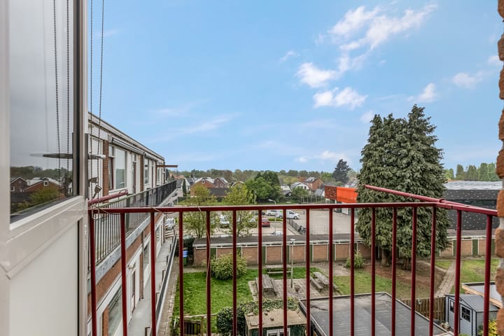 Foto 17 van Buizerdlaan 11-1