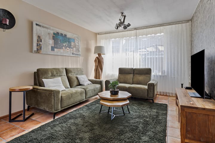 Foto 8 van Vincent van Goghlaan 81