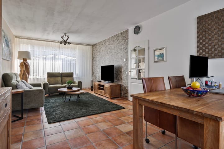 Foto 9 van Vincent van Goghlaan 81