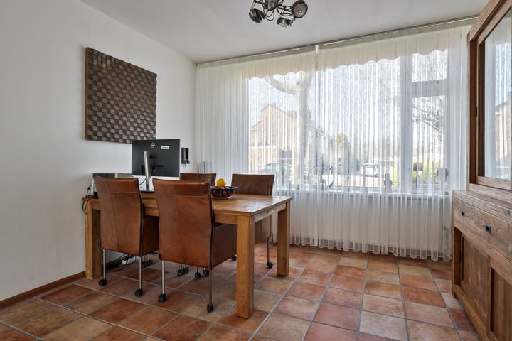 Foto 12 van Vincent van Goghlaan 81