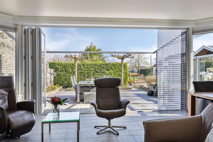 Foto 15 van Hoofdweg 58