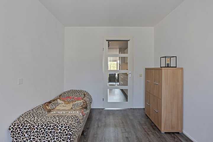 Foto 21 van Bisschop Bekkerslaan 121