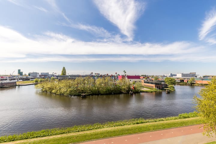 Foto 13 van Van Adrichemweg 205