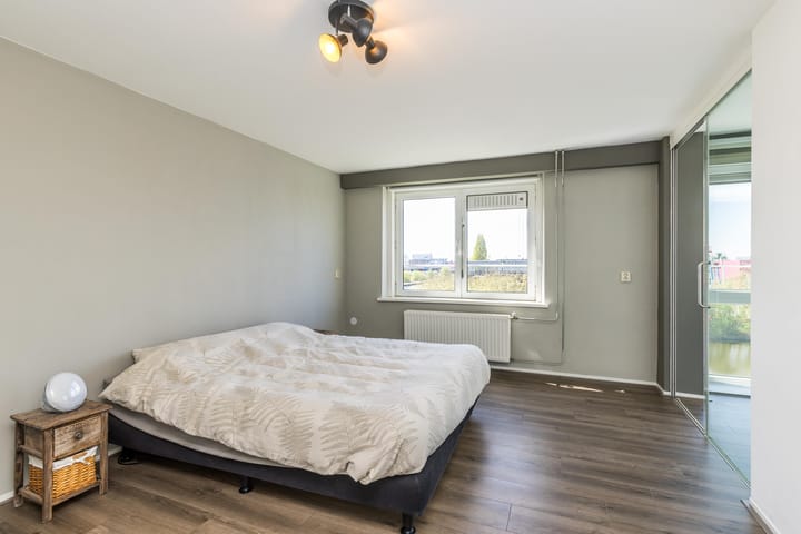 Foto 23 van Van Adrichemweg 205