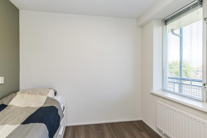 Foto 32 van Van Adrichemweg 205