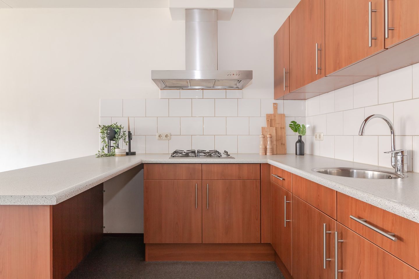 Photo 4 of Noenever 10