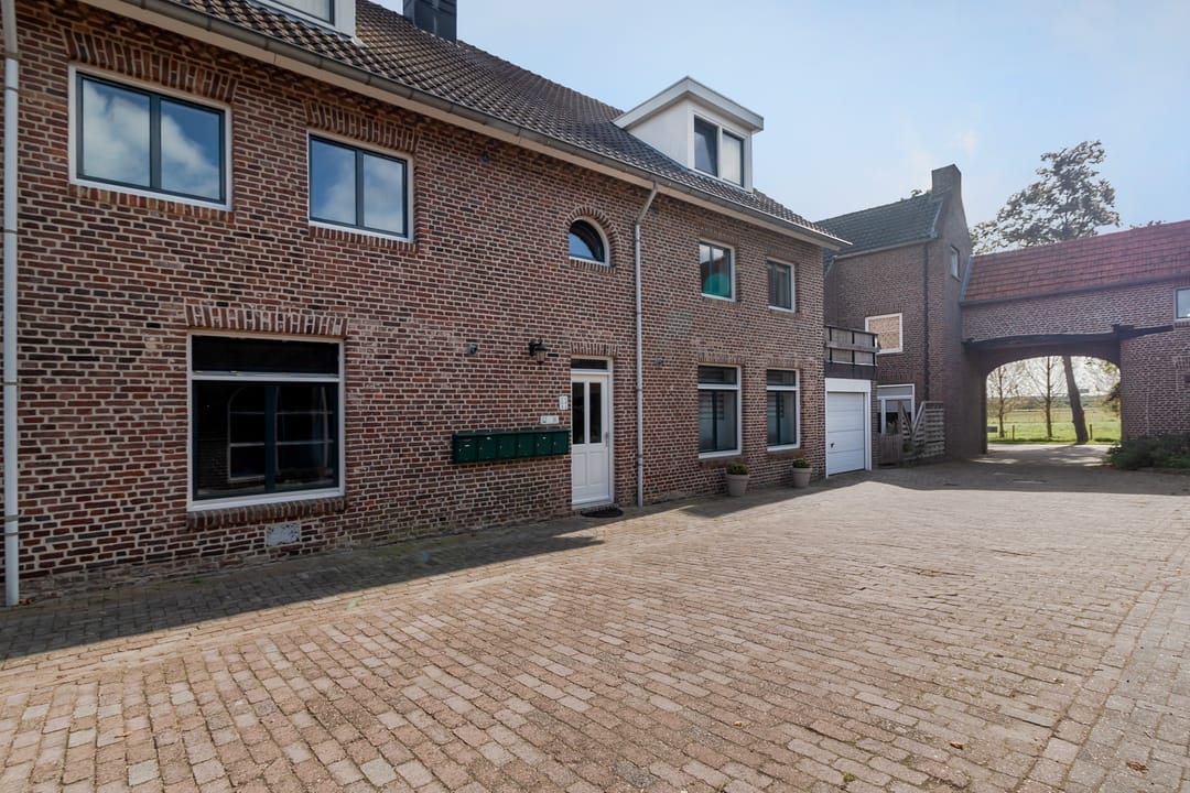 Photo 16 of Noenever 10