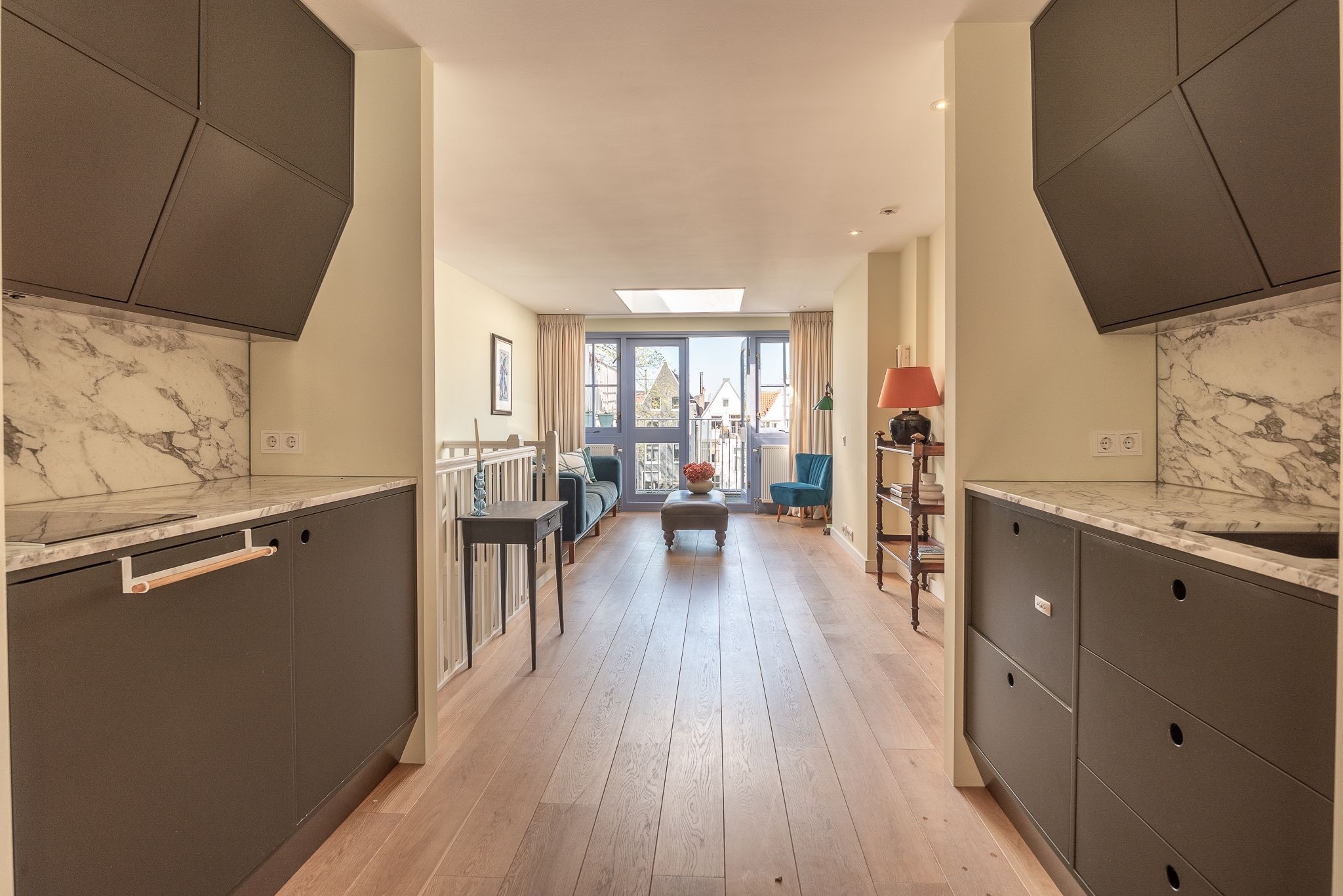 Foto 12 van Nieuwe Kerkstraat 9-3
