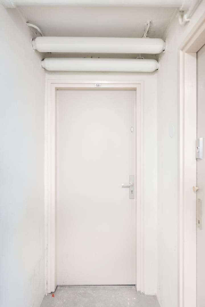 Photo 24 of De Lairesselaan 58