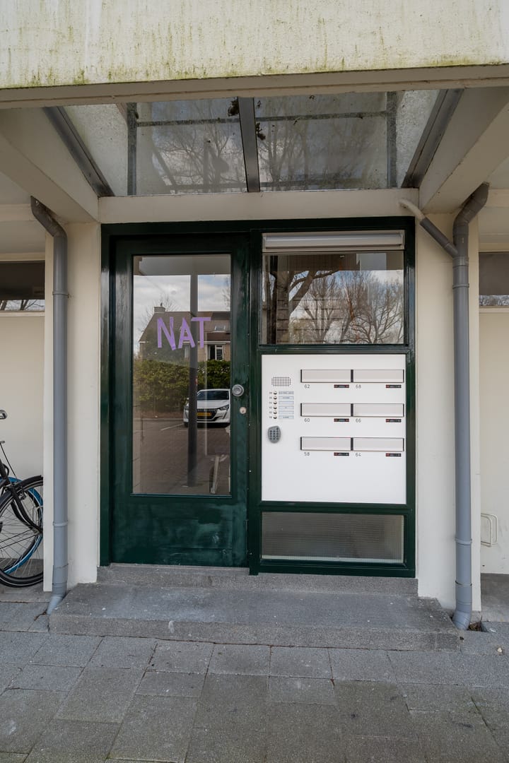 Photo 34 of De Lairesselaan 58