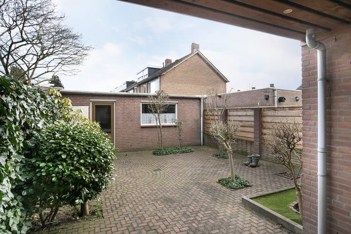 Photo 5 of Heistraat 7