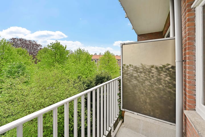 Foto 22 van Louis Couperusstraat 14