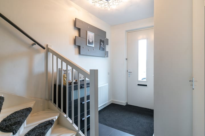 Foto 7 van Menuet 12