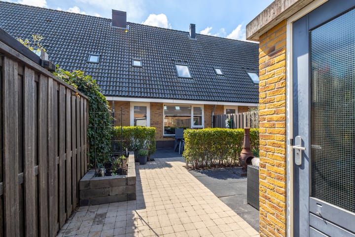 Foto 20 van Menuet 12