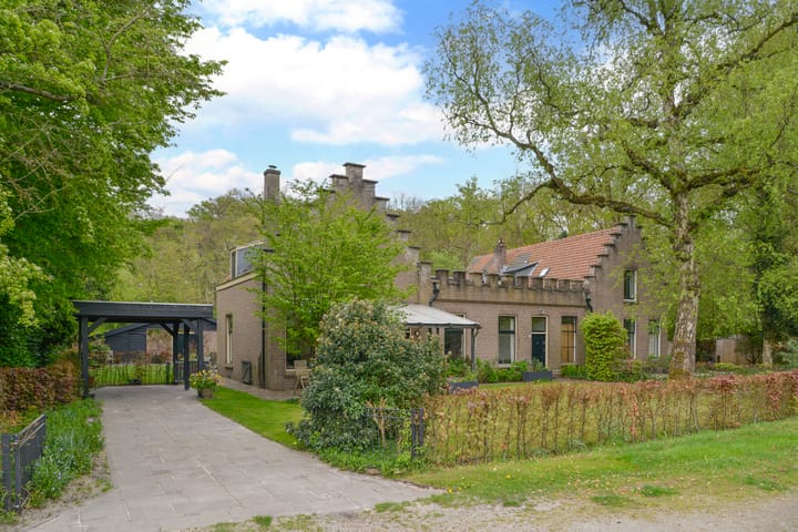 Foto 35 van Leeuwenlaan 16