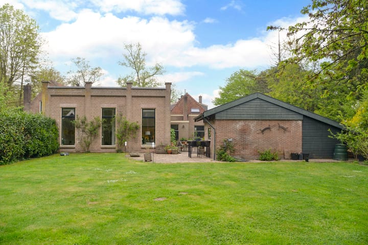 Foto 46 van Leeuwenlaan 16