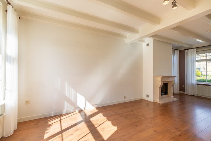 Photo 4 of Dorpsstraat 18