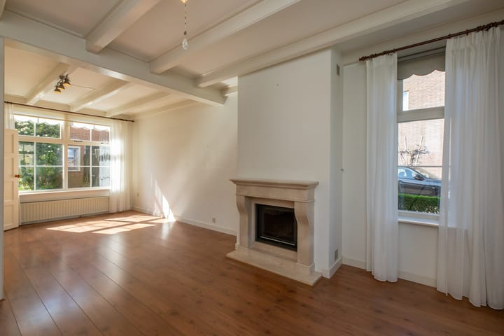 Photo 7 of Dorpsstraat 18