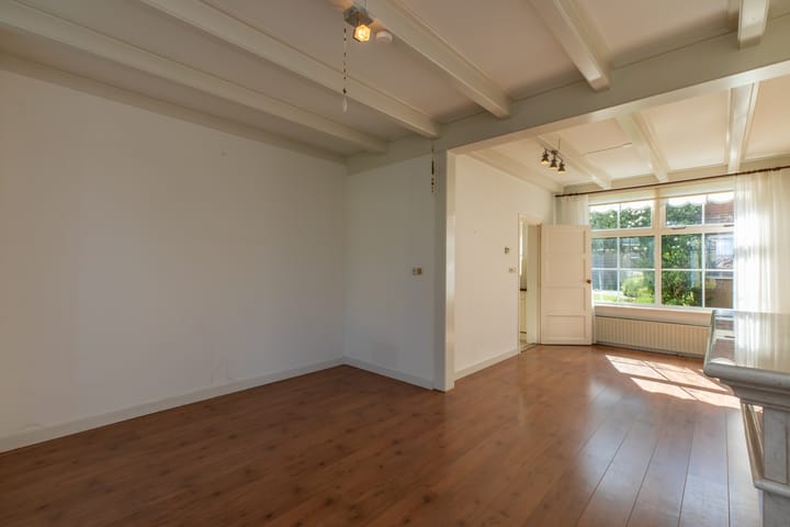 Photo 9 of Dorpsstraat 18