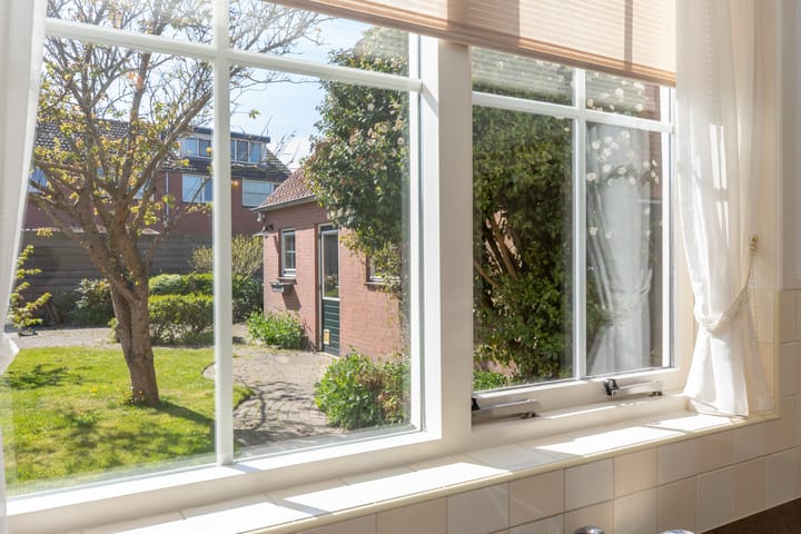 Photo 11 of Dorpsstraat 18