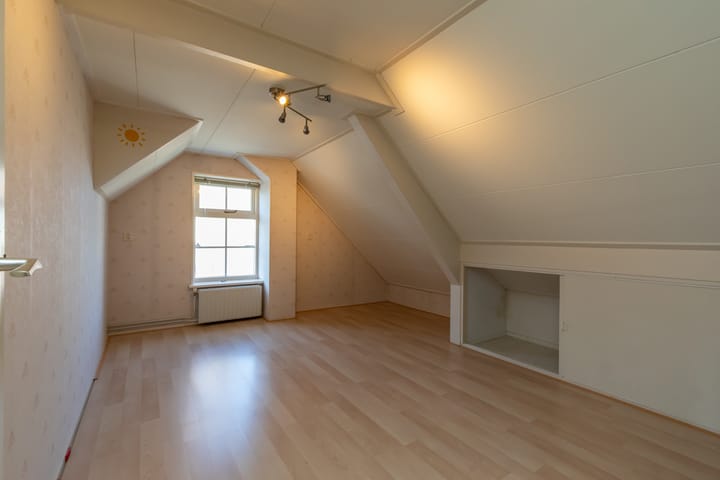 Photo 20 of Dorpsstraat 18