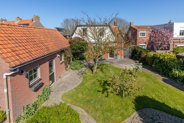 Photo 28 of Dorpsstraat 18