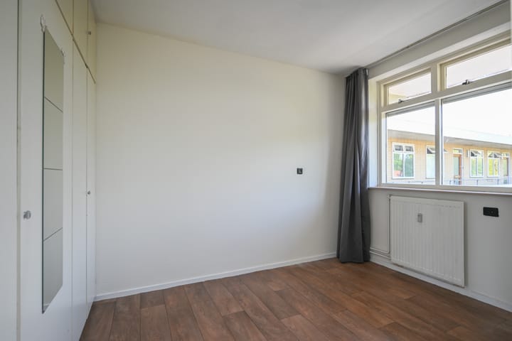 Foto 10 van Graaf Wichmanlaan 13-AD6