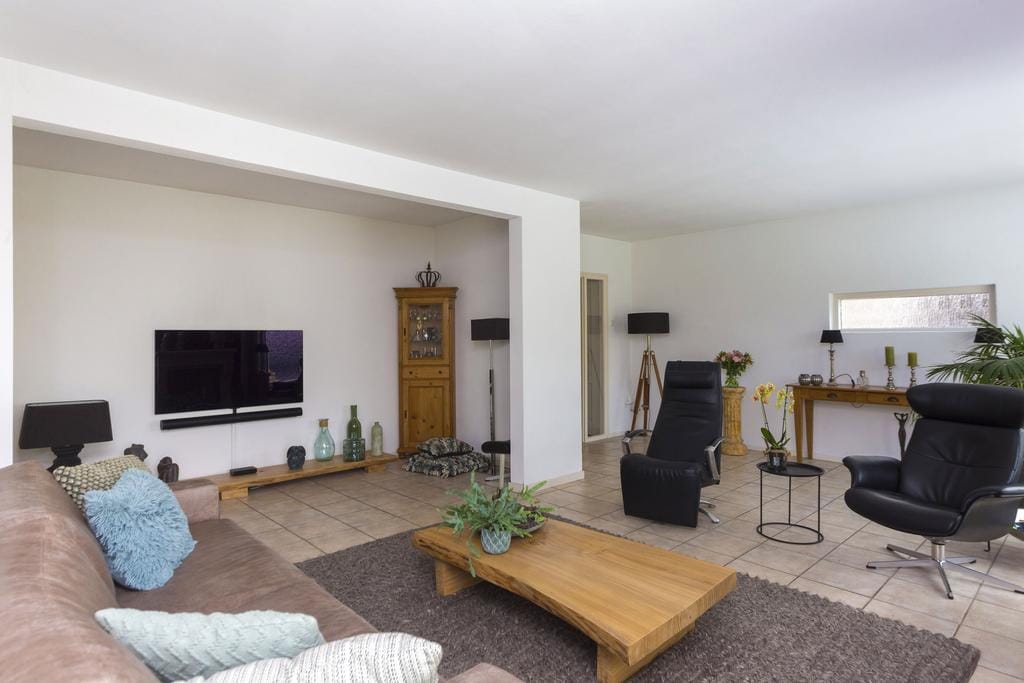 Foto 4 van Van Waldeck Pyrmontlaan 1