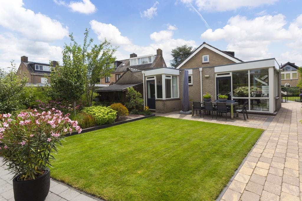 Foto 21 van Van Waldeck Pyrmontlaan 1