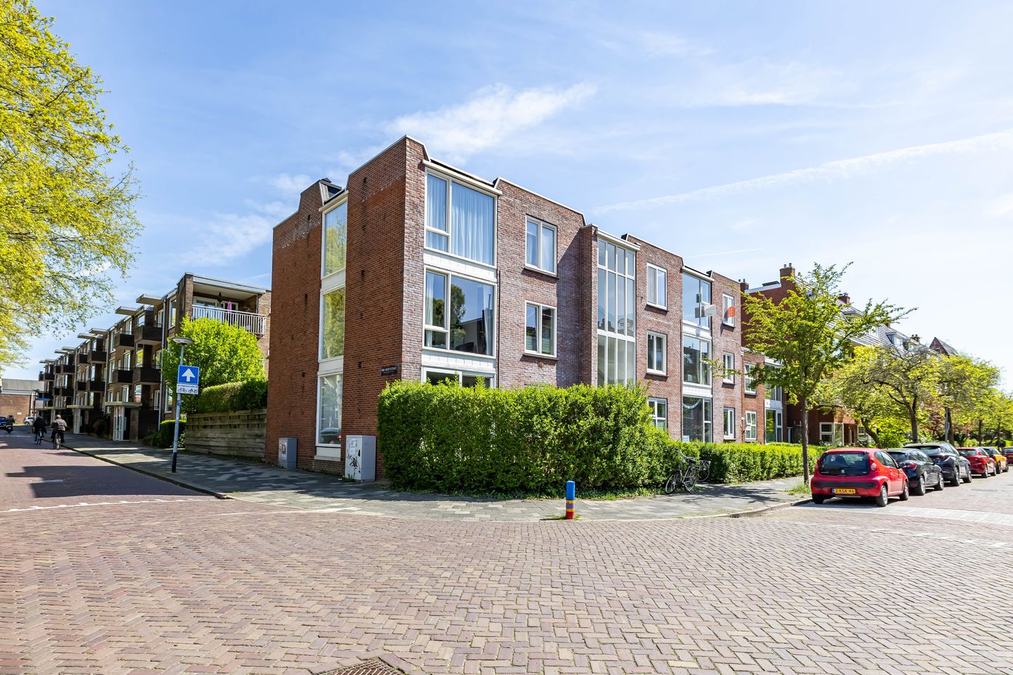 Photo 5 of Van Starkenborghstraat 46