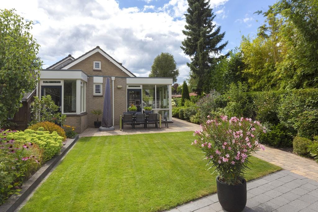 Foto 23 van Van Waldeck Pyrmontlaan 1