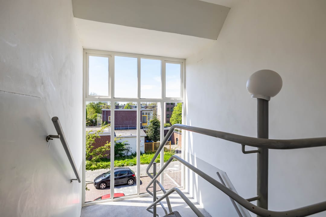 Photo 7 of Van Starkenborghstraat 46