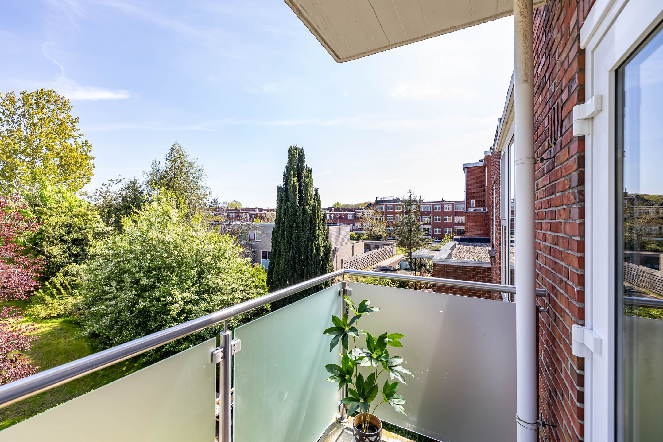 Photo 27 of Van Starkenborghstraat 46