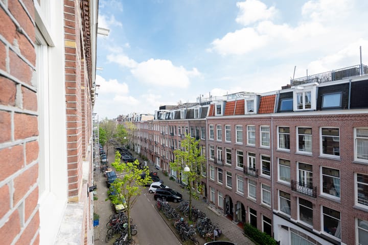 Foto 12 van Van Ostadestraat 11-E